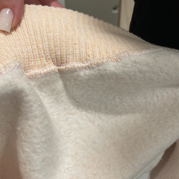 NEW Sweater Style Sweatshirt - Picture 6 of 6